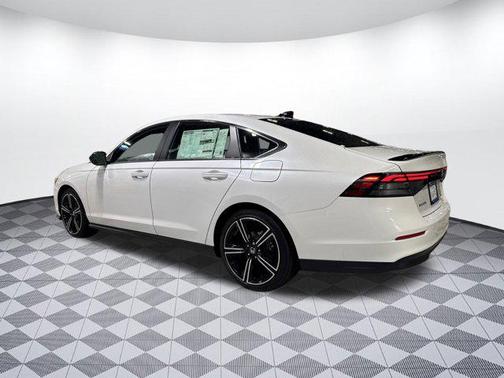 2025 Honda Accord Hybrid Base