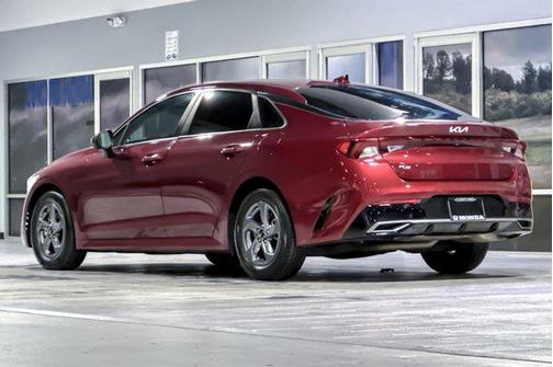 2022 Kia K5 LXS