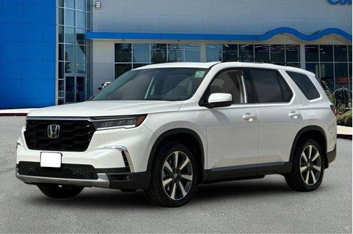 2025 Honda Pilot Touring 8-Passenger