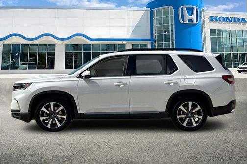 2025 Honda Pilot Touring 8-Passenger