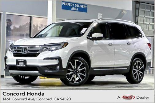 2020 Honda Pilot Touring 8-Passenger