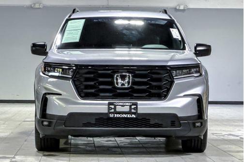 Lunar Silver Metallic 2023 Honda Pilot AWD Sport