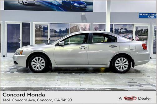 2012 Mitsubishi Galant Base