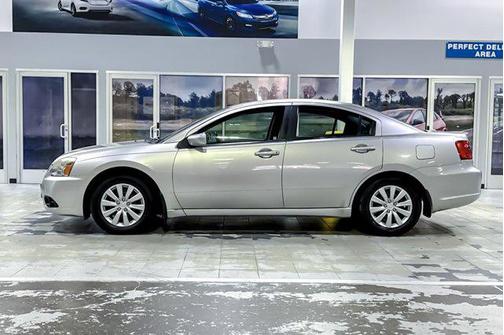 2012 Mitsubishi Galant Base