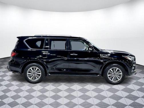 2018 INFINITI QX80 Base