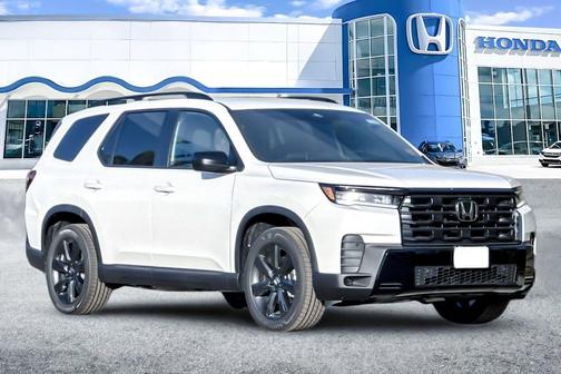 Platinum White Pearl 2026 Honda Pilot Sport