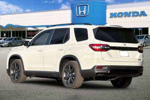 Platinum White Pearl 2026 Honda Pilot Sport