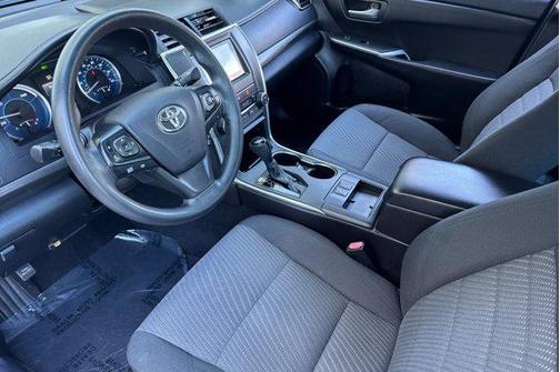 2015 Toyota Camry Hybrid LE