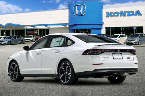 Platinum White Pearl 2026 Honda Accord Hybrid Sport