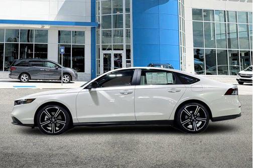 Platinum White Pearl 2026 Honda Accord Hybrid Sport