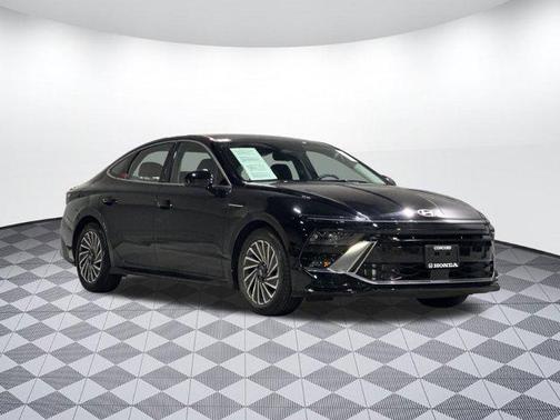 2024 Hyundai SONATA Hybrid SE