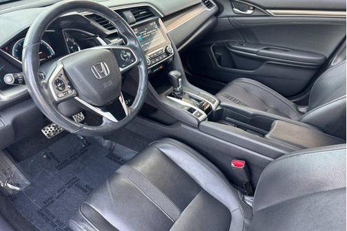 2019 Honda Civic Touring