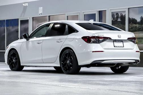 Platinum White Pearl 2025 Honda Civic Sport