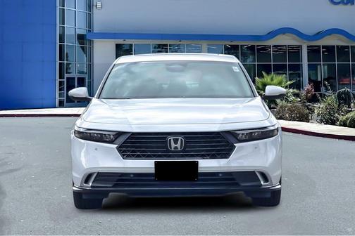 Platinum White Pearl 2026 Honda Accord Hybrid Touring