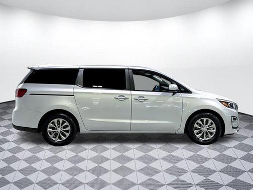 2020 Kia Sedona LX