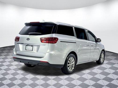 2020 Kia Sedona LX