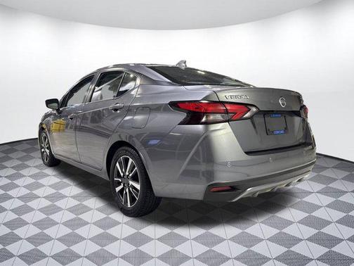 2021 Nissan Versa 1.6 SV