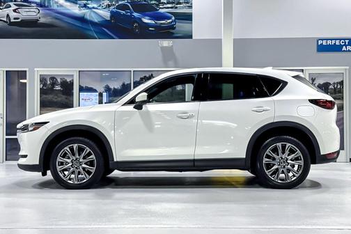 Snowflake White Pearl Mica 2021 Mazda CX-5 Signature