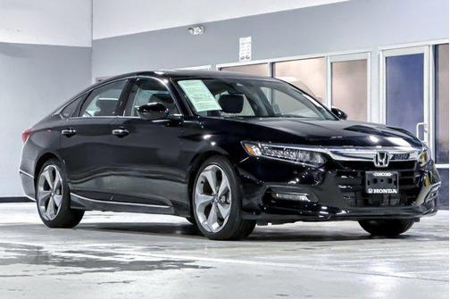 2020 Honda Accord Touring 2.0T