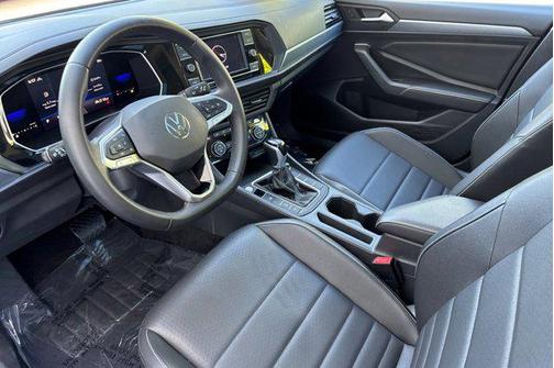 2022 Volkswagen Jetta 1.5T SE
