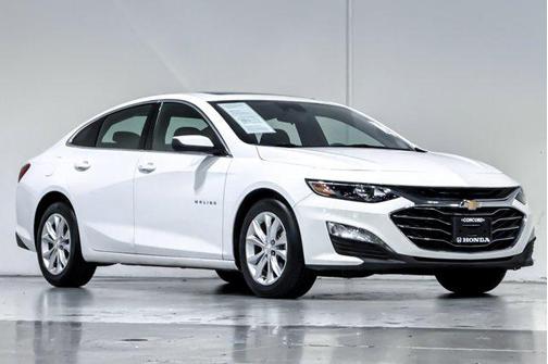 Summit White 2024 Chevrolet Malibu FWD 1LT