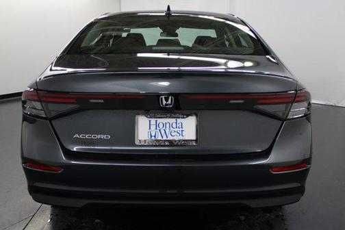 2025 Honda Accord LX 1.5T
