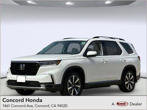 2025 Honda Pilot Touring 8-Passenger