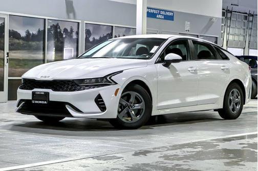 2023 Kia K5 LXS