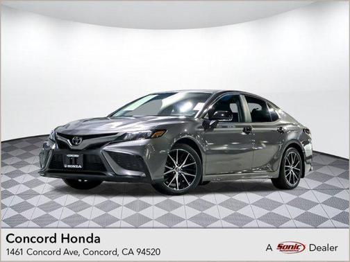 2023 Toyota Camry SE
