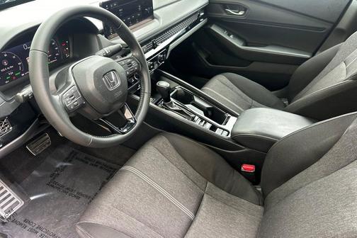 Crystal Black Pearl 2025 Honda Accord Hybrid Sport