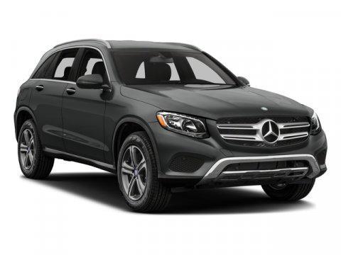 2018 Mercedes-Benz GLC 300 Base