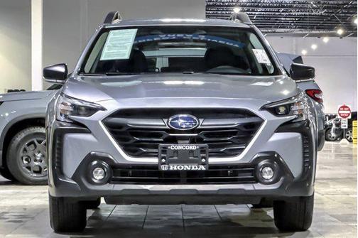 2023 Subaru Outback Base
