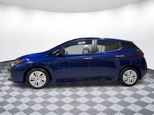 2024 Nissan Leaf S