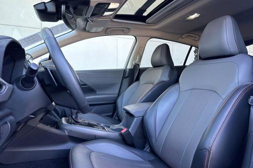 Crystal White Pearl 2025 Subaru Crosstrek Limited
