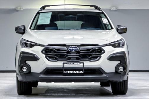 Crystal White Pearl 2025 Subaru Crosstrek Limited