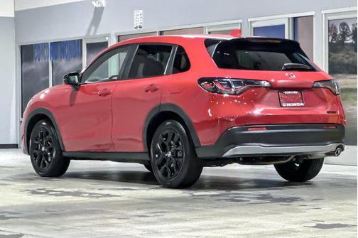 2024 Honda HR-V 2WD Sport