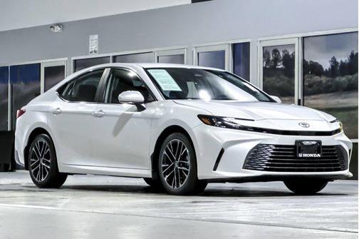 2025 Toyota Camry XLE