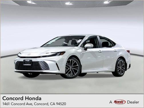 2025 Toyota Camry XLE