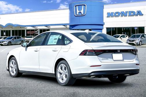 Platinum White Pearl 2026 Honda Accord LX 1.5T