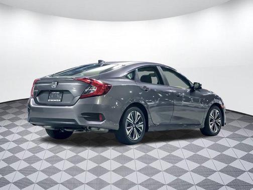 2018 Honda Civic EX-L w/Navi