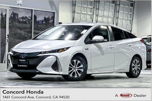 2022 Toyota Prius Prime LE