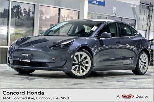 2022 Tesla Model 3 Standard Range