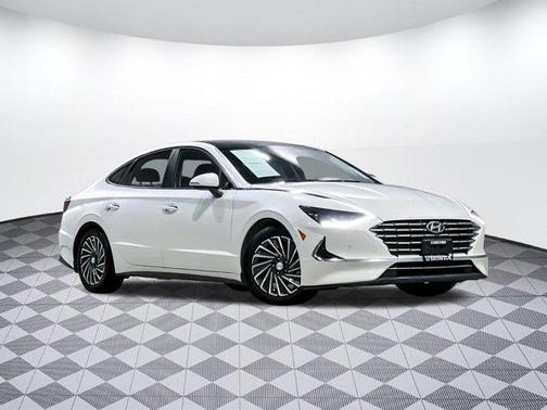2022 Hyundai SONATA Hybrid Limited