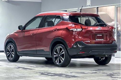 2020 Nissan Kicks SV