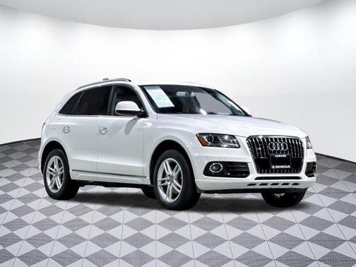 2017 Audi Q5 2.0T Premium Plus