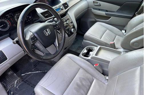 Polished Metal Metallic 2012 Honda Odyssey EX-L