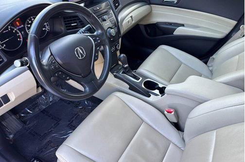 Bellanova White Pearl 2017 Acura ILX 2.4L