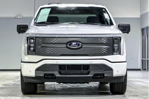 OXFORD WHITE 2023 Ford F-150 Lightning XLT