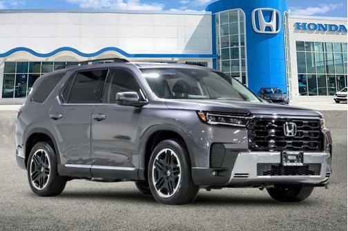 Modern Steel Metallic 2026 Honda Pilot Touring 8-Passenger