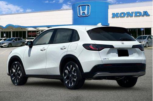 Platinum White Pearl 2027 Honda HR-V EX-L